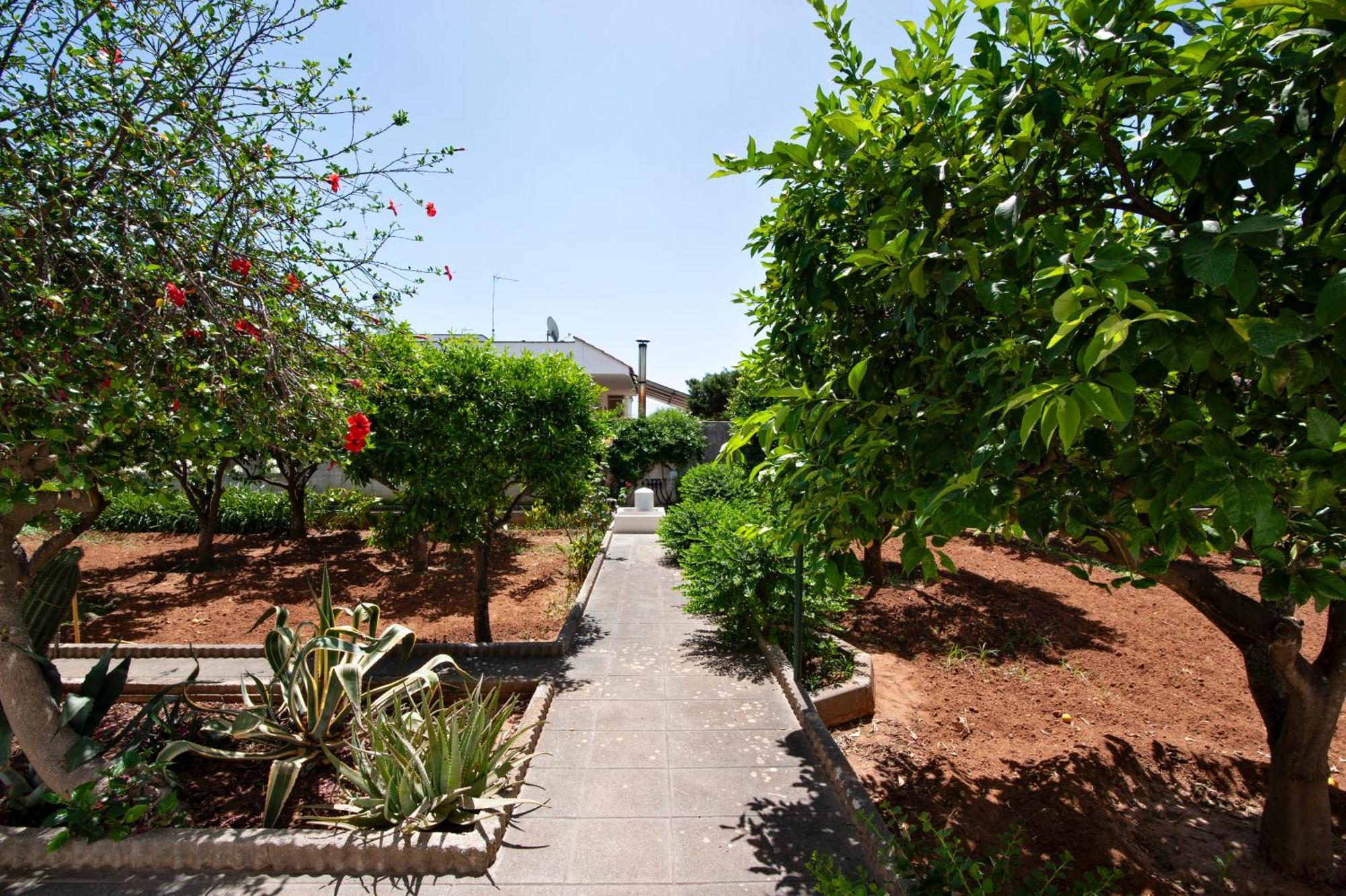 Maroby - Garden & Parking * Lecce
