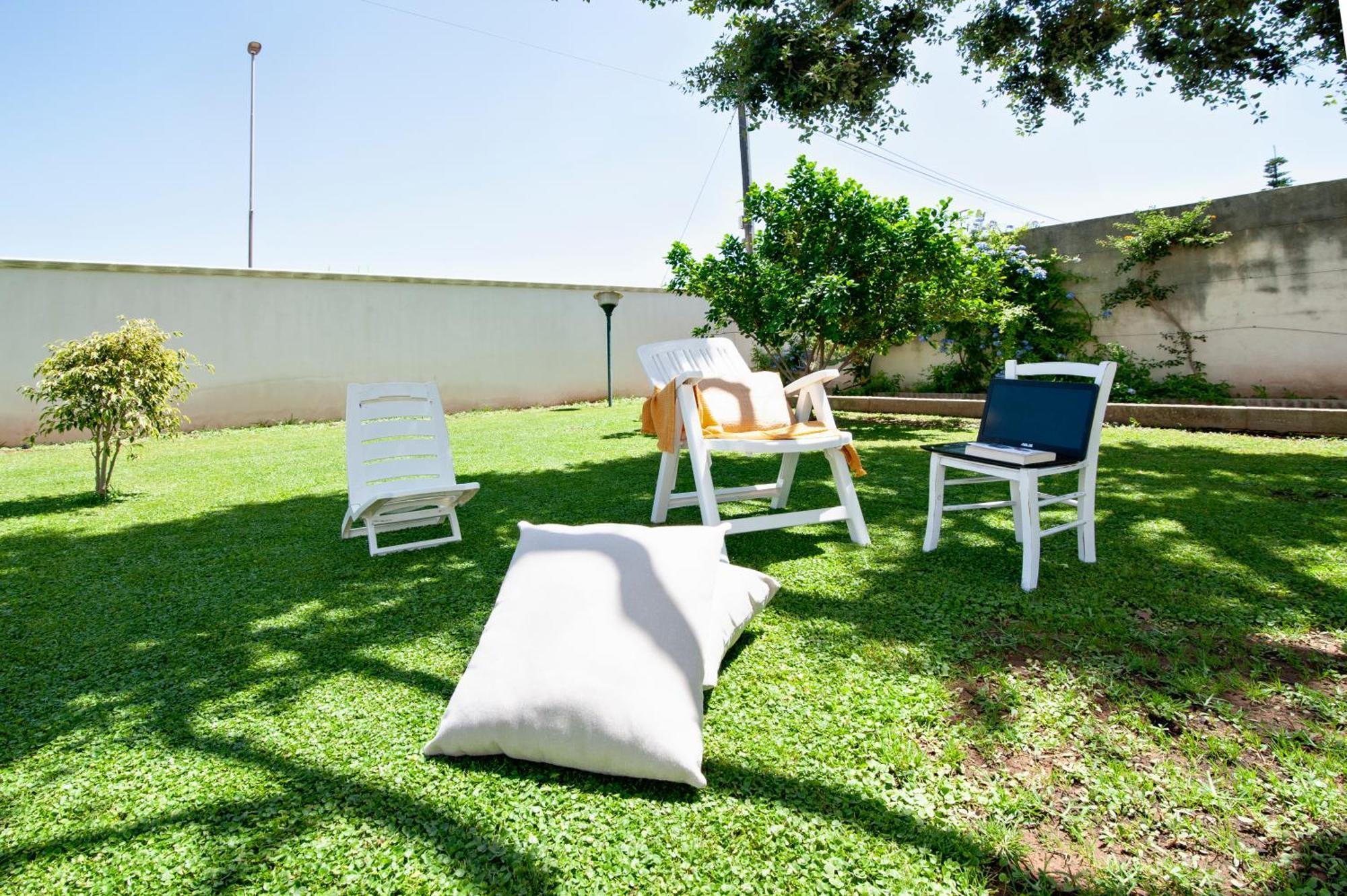 Maroby - Garden & Parking Villa *